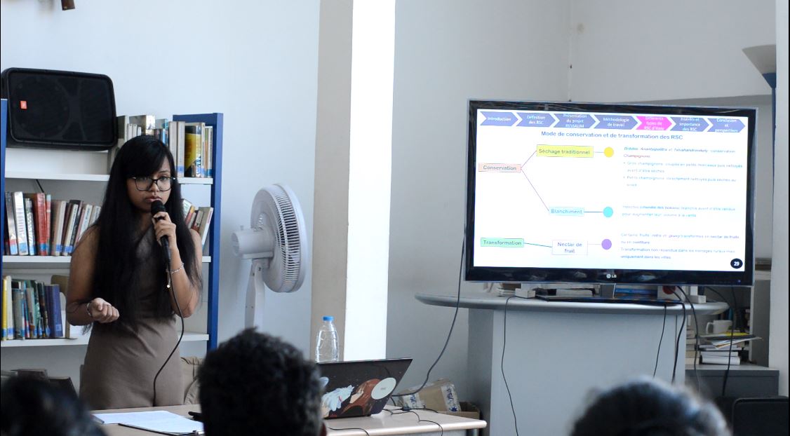 Presenting research results in the French Institute of Madagascar as a researcher